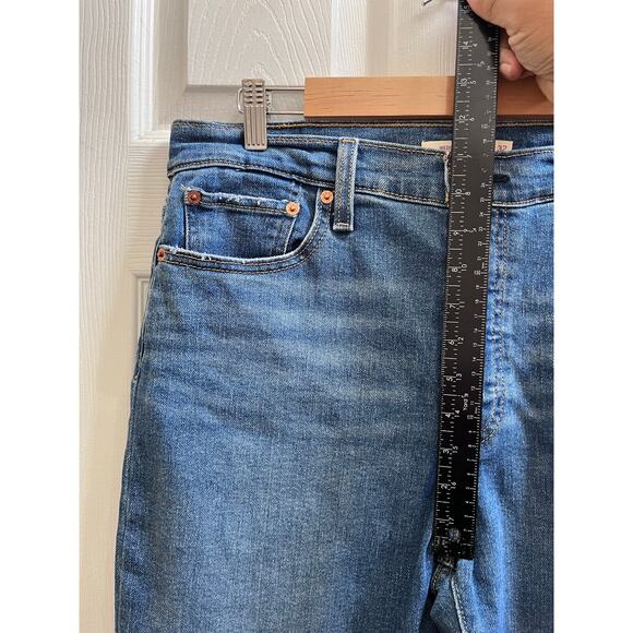 Levi’s Wedgie Straight Button Fly Busted Knee Jeans Size 32x27 Style 349640151 - Picture 6 of 10